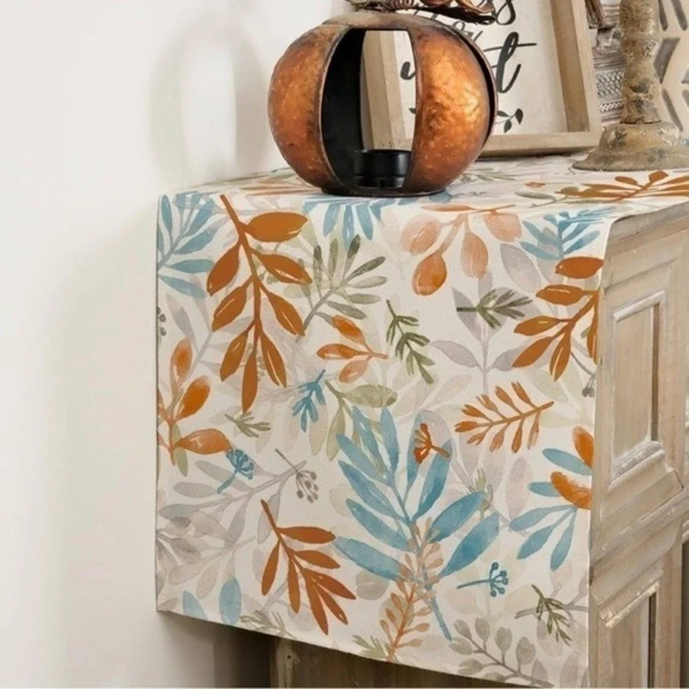 N/A table runner